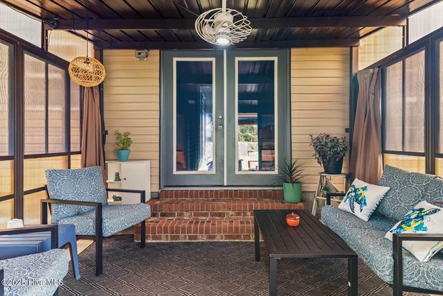 106 Croaker Lane, Maysville, NC 28555