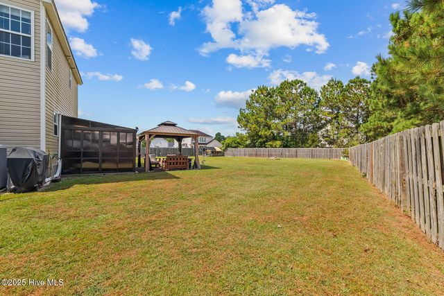 106 Croaker Lane, Maysville, NC 28555