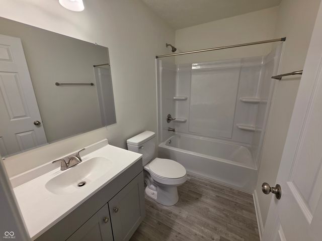 10207 Penrith Drive, Indianapolis, IN 46229