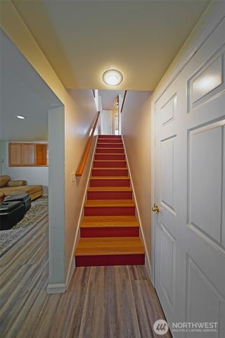 6404 N Five Views Road, Tacoma, WA 98407