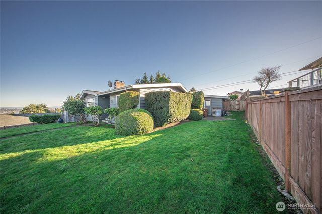 6404 N Five Views Road, Tacoma, WA 98407