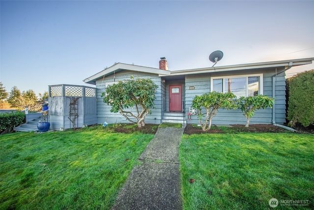 6404 N Five Views Road, Tacoma, WA 98407