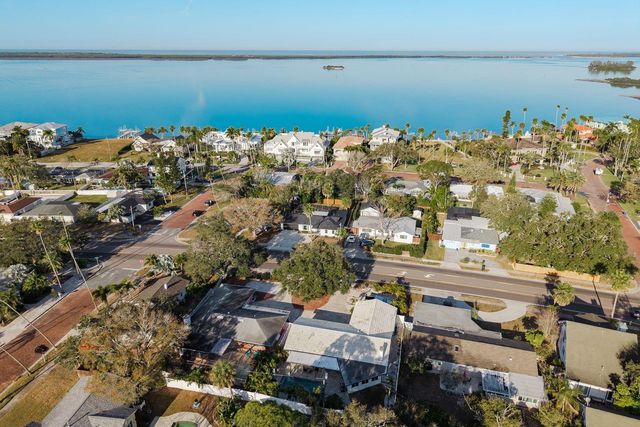 1762 BAYSHORE BOULEVARD, Dunedin, FL 34698