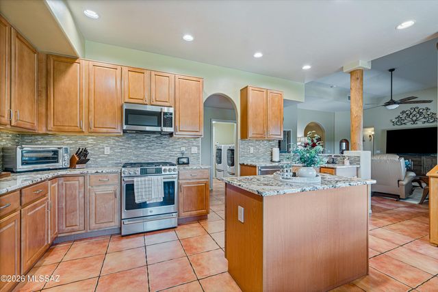 9127 S Ocotillo Vista Place, Vail, AZ 85641