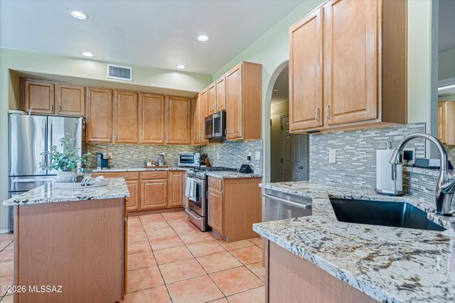 9127 S Ocotillo Vista Place, Vail, AZ 85641