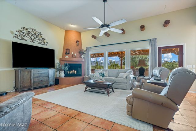 9127 S Ocotillo Vista Place, Vail, AZ 85641