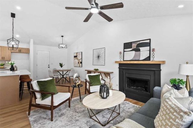 1381 To Lani Farm Rd, Stone Mountain, GA 30083