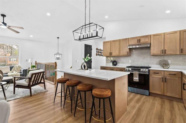 1381 To Lani Farm Rd, Stone Mountain, GA 30083