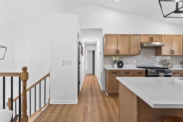 1381 To Lani Farm Rd, Stone Mountain, GA 30083