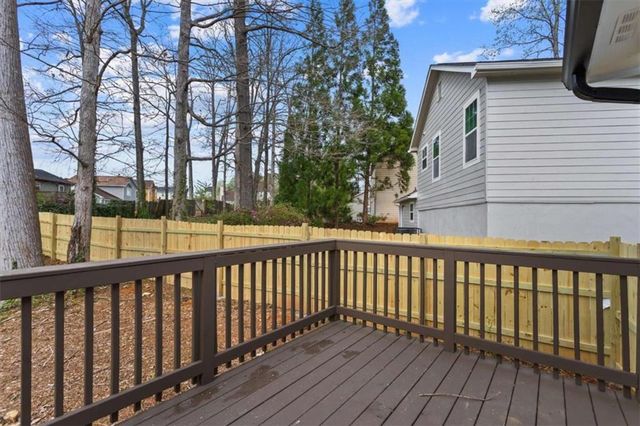 1381 To Lani Farm Rd, Stone Mountain, GA 30083