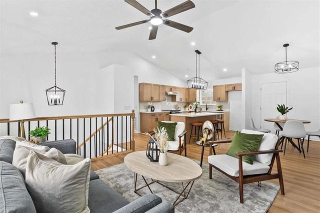 1381 To Lani Farm Rd, Stone Mountain, GA 30083