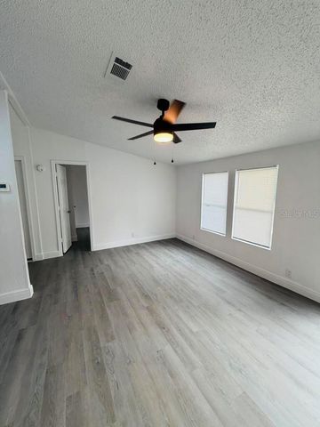 6734 RAVENWOOD STREET, Zephyrhills, FL 33544