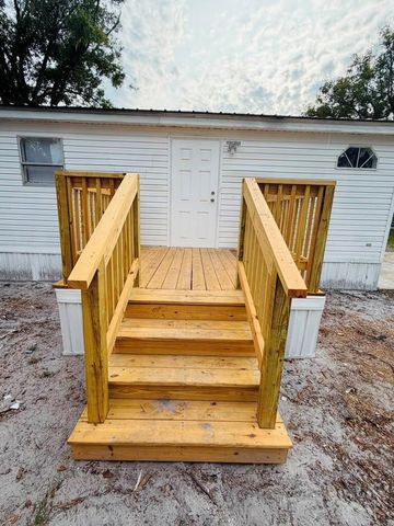 6734 RAVENWOOD STREET, Zephyrhills, FL 33544