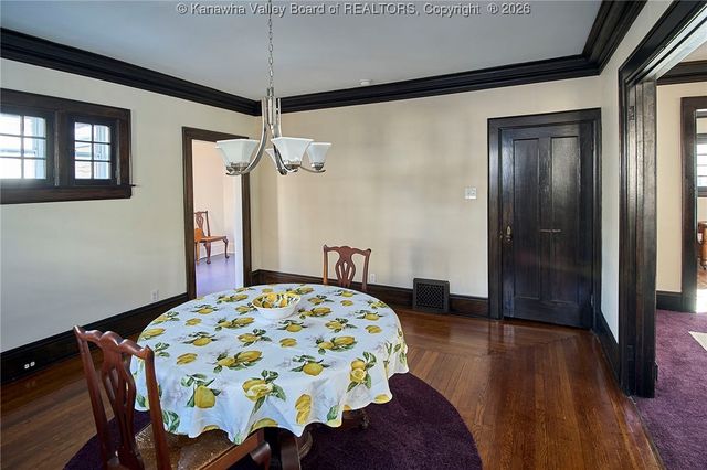 1594 Jackson Street, Charleston, WV 25311