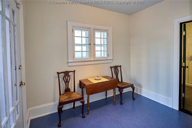 1594 Jackson Street, Charleston, WV 25311