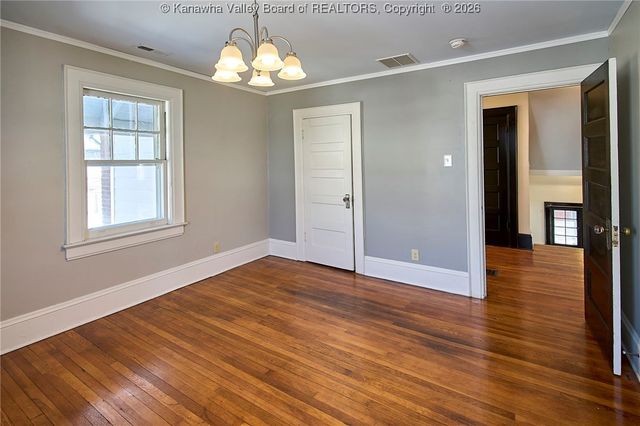 1594 Jackson Street, Charleston, WV 25311