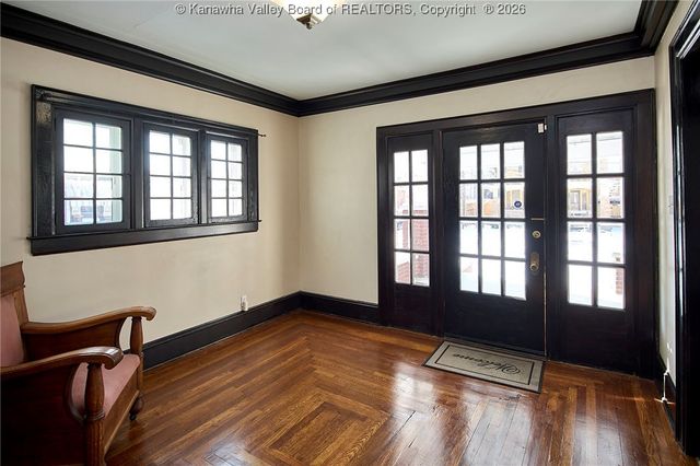 1594 Jackson Street, Charleston, WV 25311