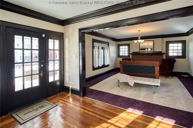 1594 Jackson Street, Charleston, WV 25311