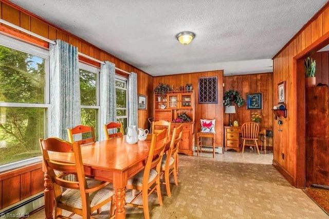 6585 Scarlet Oak Drive, Denton, NC 27239