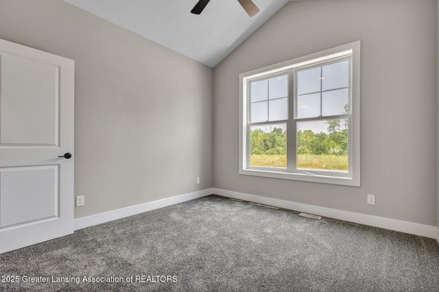 1128 Peninsula Drive, Grand Ledge, MI 48837