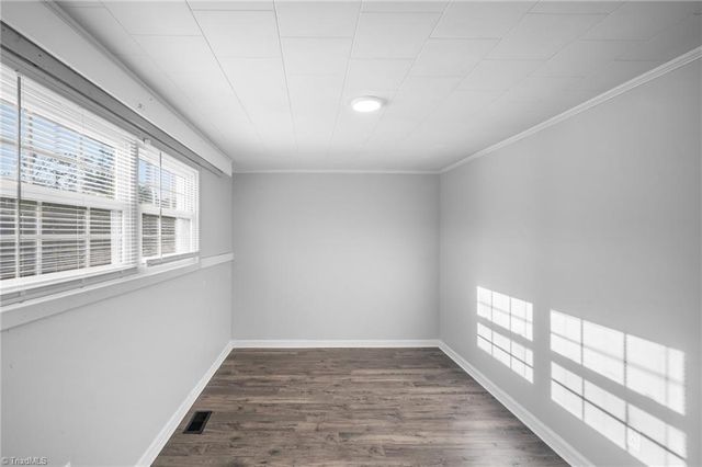 710 Edgewood Avenue, Thomasville, NC 27360