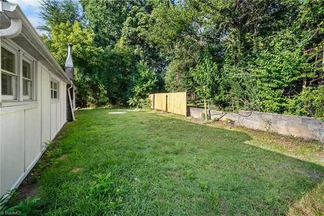 710 Edgewood Avenue, Thomasville, NC 27360