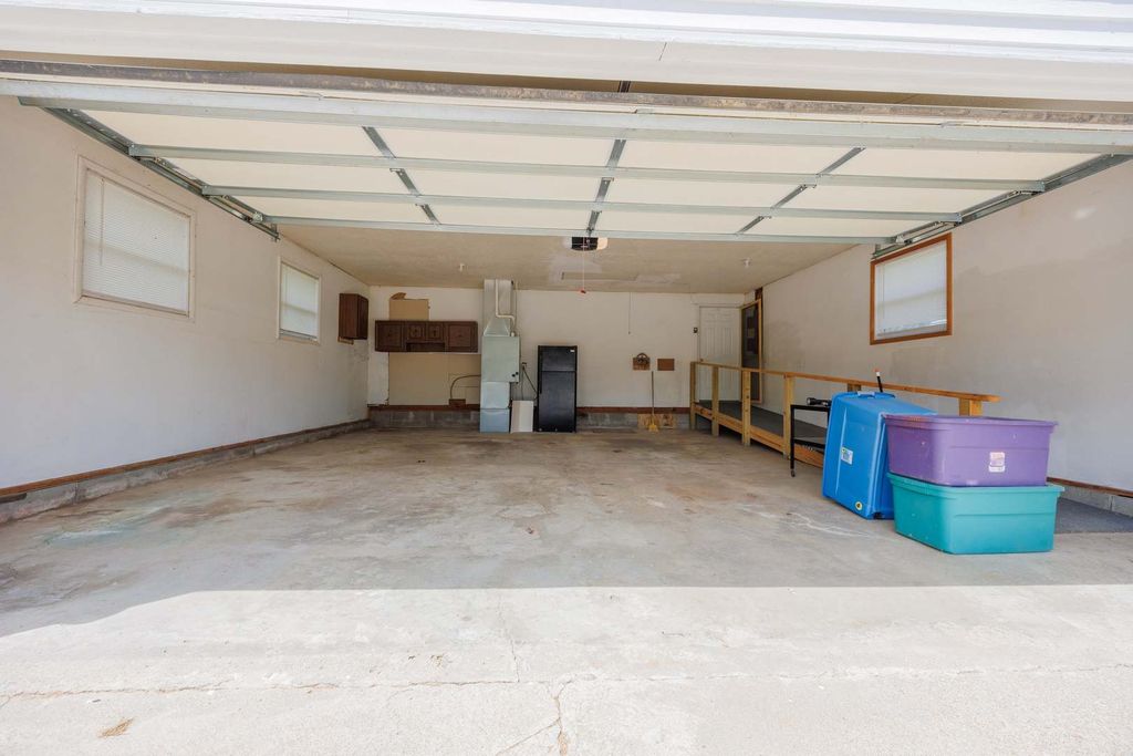 Image 25 of property listing at 4022 Landmark Road, Iuka, IL 62849