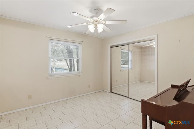 151 Hillside Street, Seguin, TX 78155