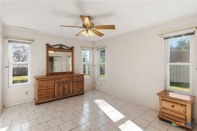 151 Hillside Street, Seguin, TX 78155