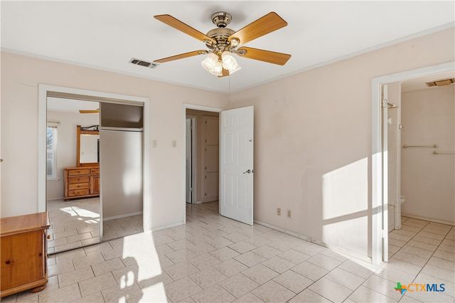 151 Hillside Street, Seguin, TX 78155