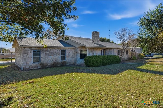 151 Hillside Street, Seguin, TX 78155