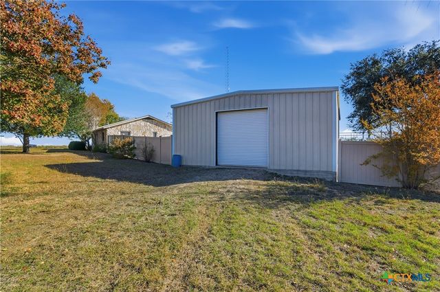 151 Hillside Street, Seguin, TX 78155