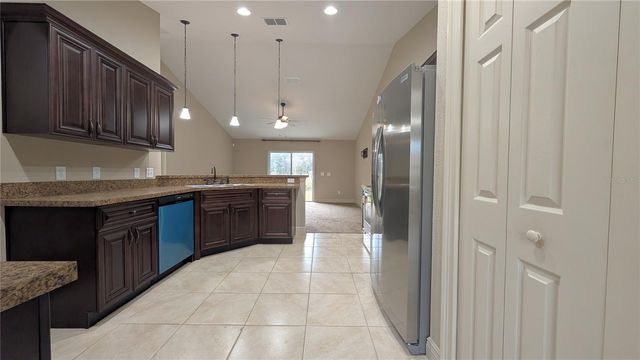 8802 SW 135TH PLACE, Ocala, FL 34473