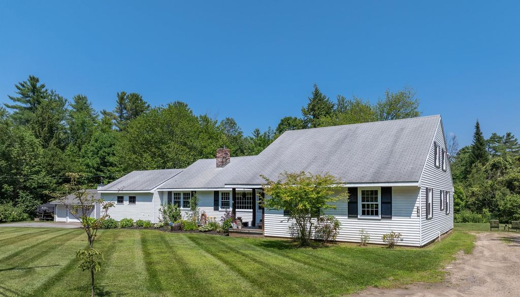 318 Bean Road, Moultonborough, NH 03254