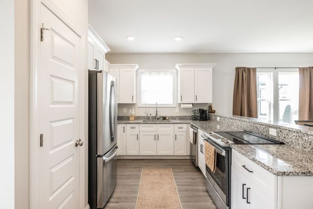 618 Tulip Cir, Gallatin, TN 37066