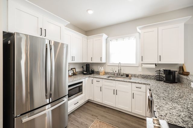 618 Tulip Cir, Gallatin, TN 37066