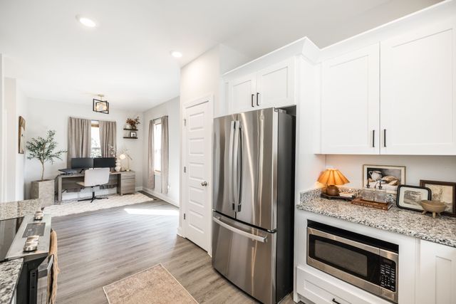 618 Tulip Cir, Gallatin, TN 37066