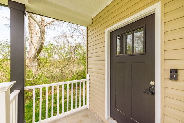 618 Tulip Cir, Gallatin, TN 37066