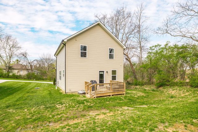 618 Tulip Cir, Gallatin, TN 37066