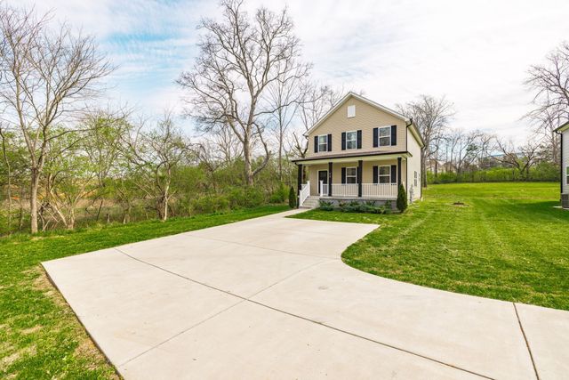 618 Tulip Cir, Gallatin, TN 37066