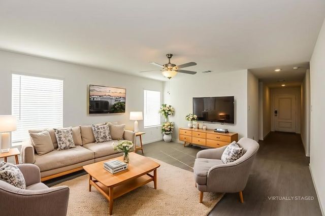 2745 Center Creek Lane, Fort Worth, TX 76108