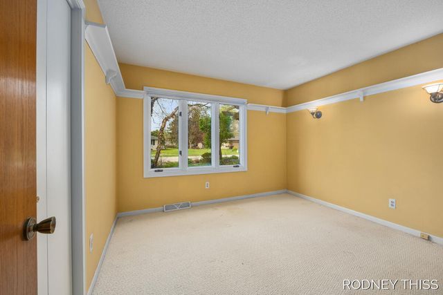 1445 Ridgewood Drive, Georgetown Twp, MI 49428