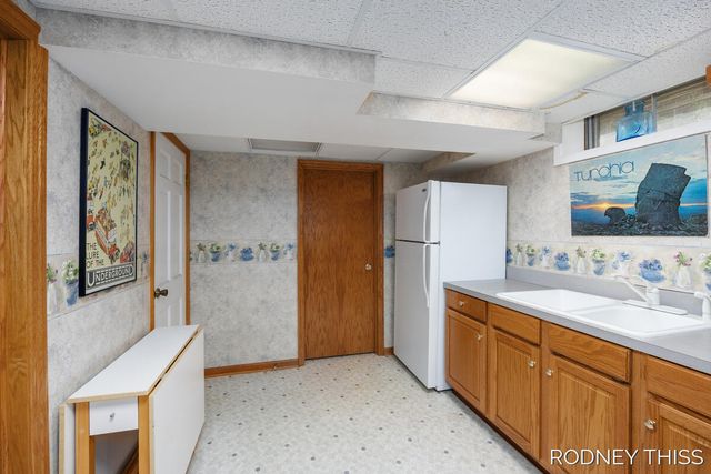 1445 Ridgewood Drive, Georgetown Twp, MI 49428