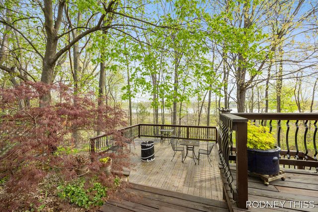 1445 Ridgewood Drive, Georgetown Twp, MI 49428