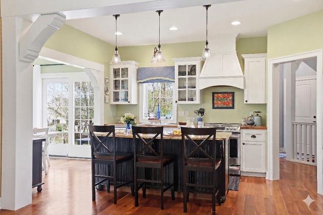 13015 Winterberry WAY, New Berlin, WI 53151