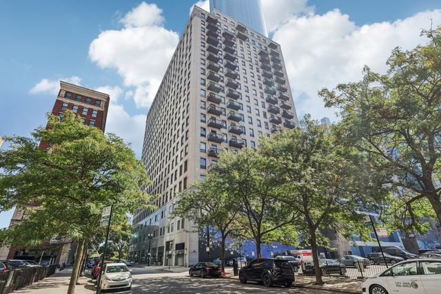 910 S Michigan Avenue 1805, Chicago, IL 60605