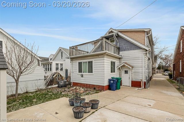 1471 Maryland Street, Grosse Pointe, MI 48230