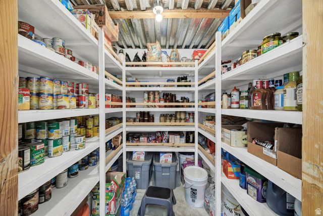 599 S 330 W, Providence, UT 84332