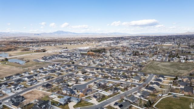 599 S 330 W, Providence, UT 84332