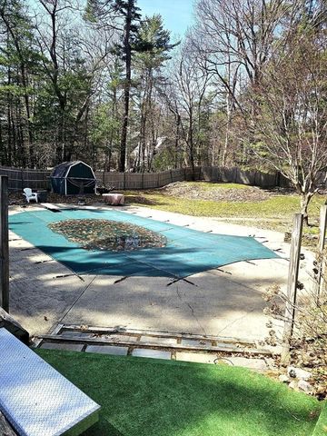 44 Winter St, Duxbury, MA 02332